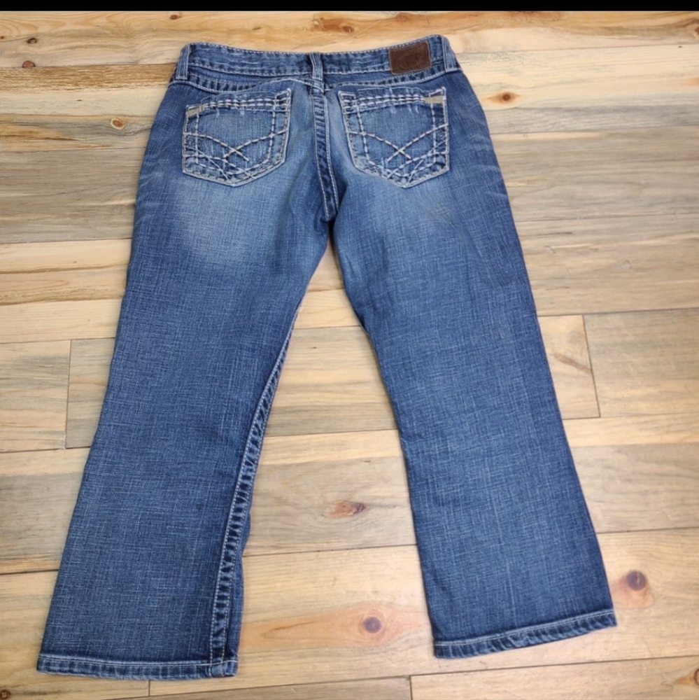 BKE | Madison Jeans Distressed Cropped
